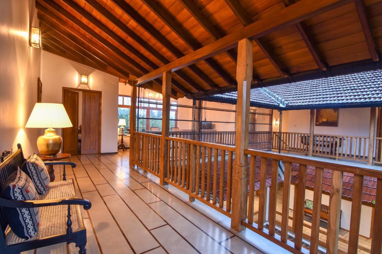 Niketh Villa Канди Экстерьер фото